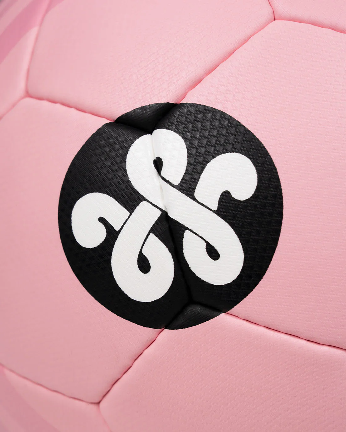Woei x Excelsior x Robey – Ball - Image 3